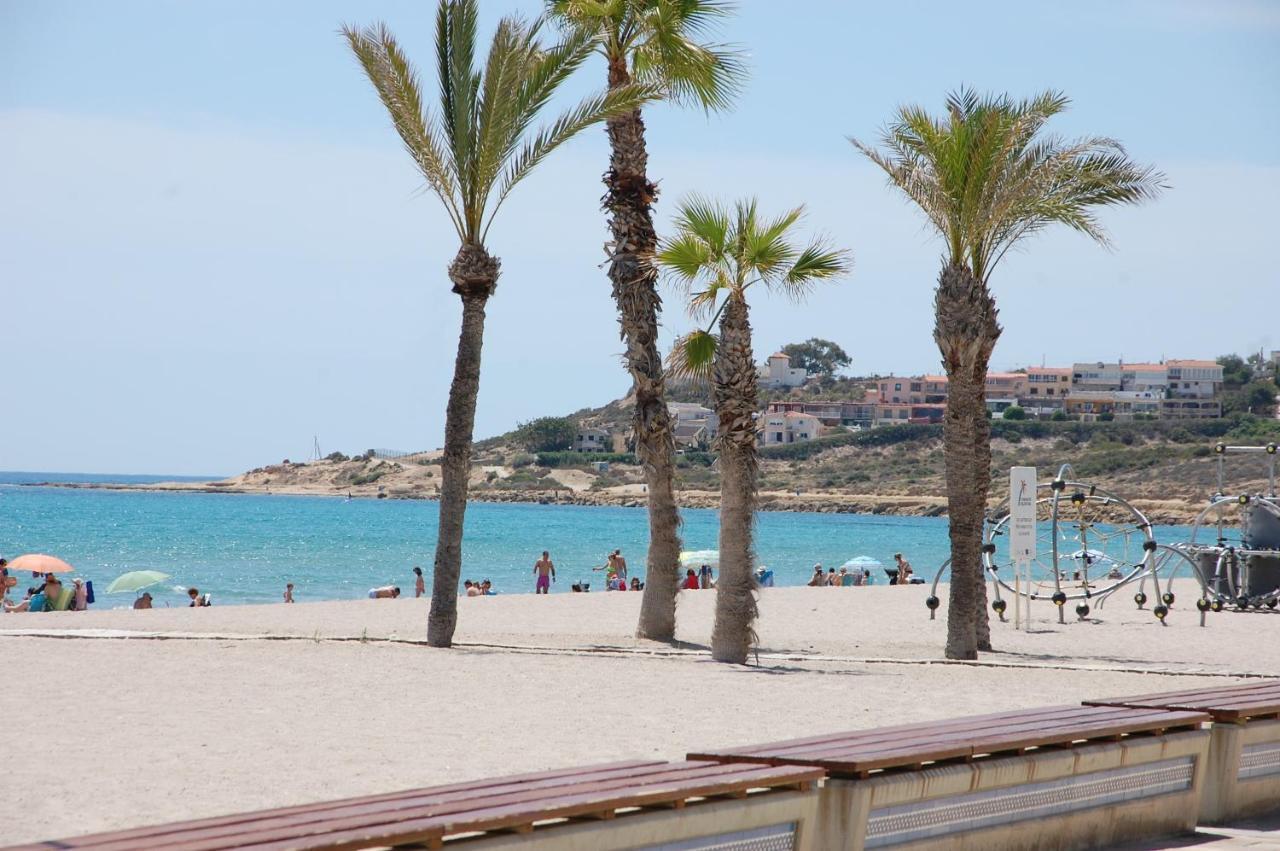 Hostal Mont Royal Alicante Exterior photo