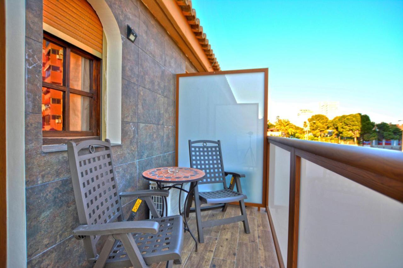 Hostal Mont Royal Alicante Exterior photo